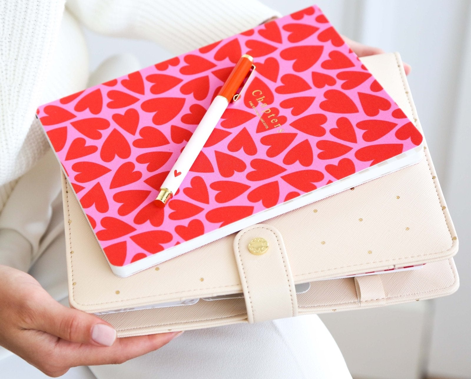 Canvas Notebook, Pink & Red Hearts - Chapters