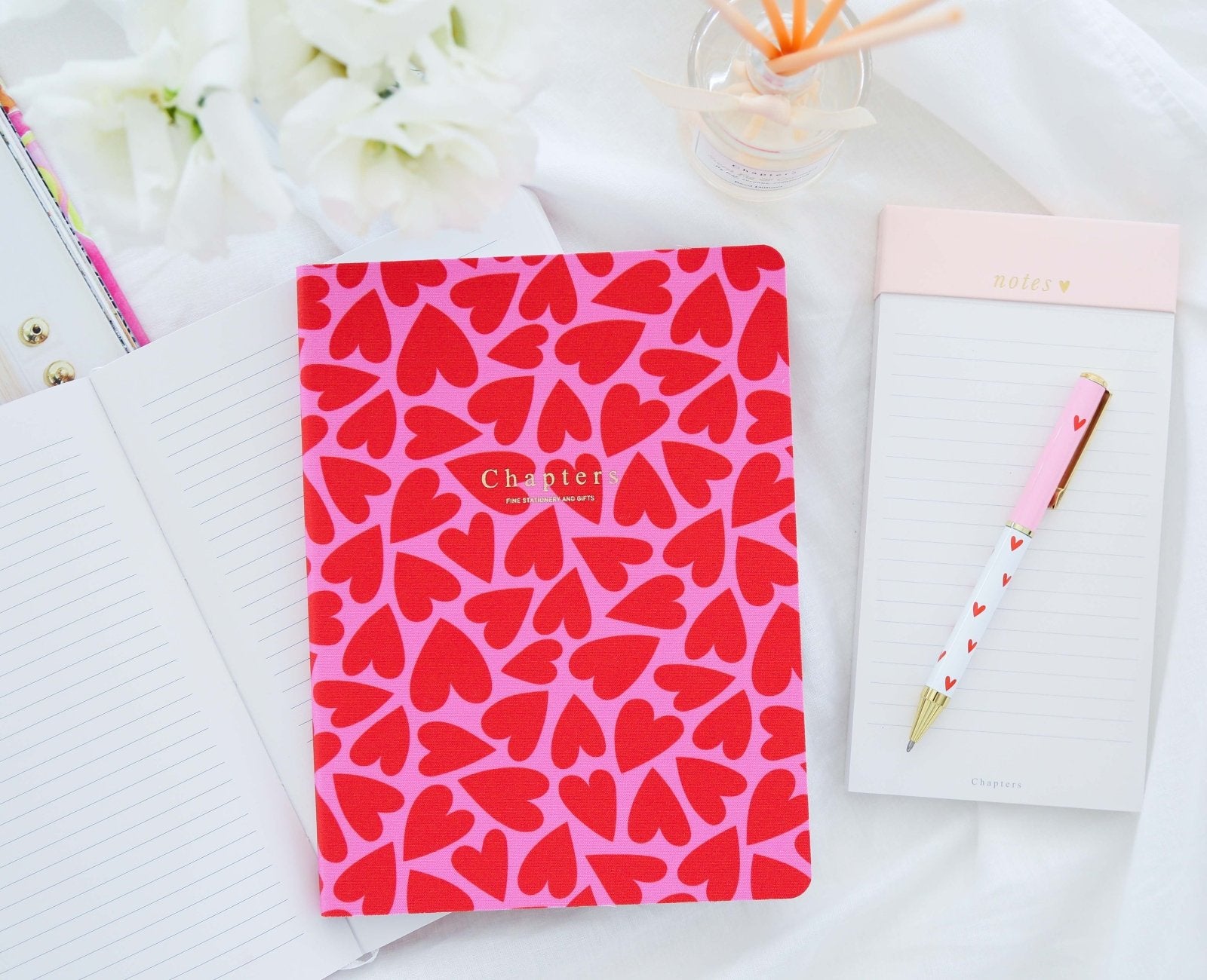 Canvas Notebook, Pink & Red Hearts (OUTLET) - Chapters