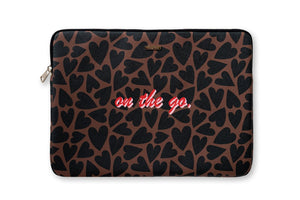 Laptop Kılıfı, Black & Brown Hearts - On The Go - Chapters