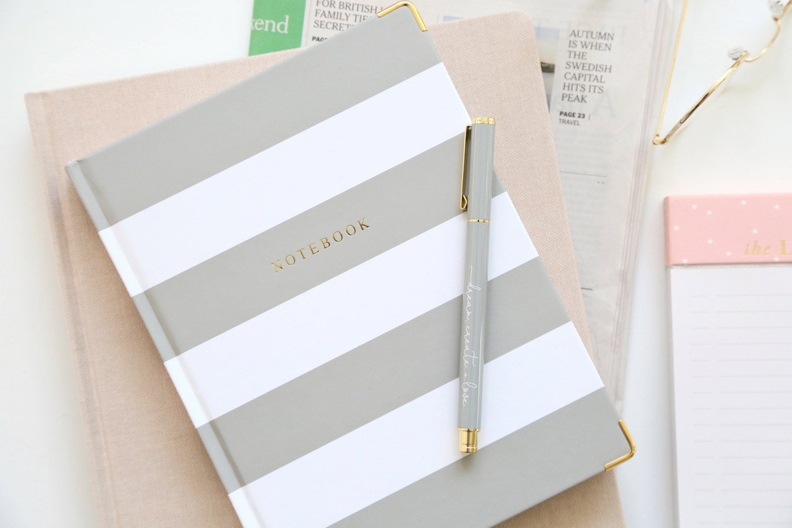 Notebook, Gray & White (OUTLET) - Chapters