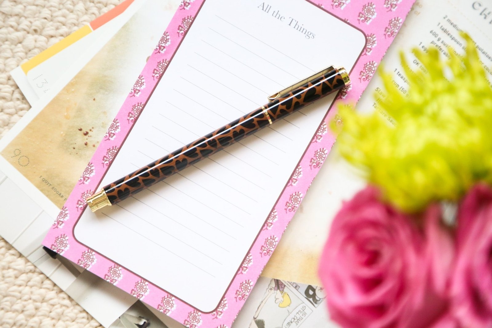 Premium Roller Pen, Black & Brown Hearts - Ön Sipariş - Chapters