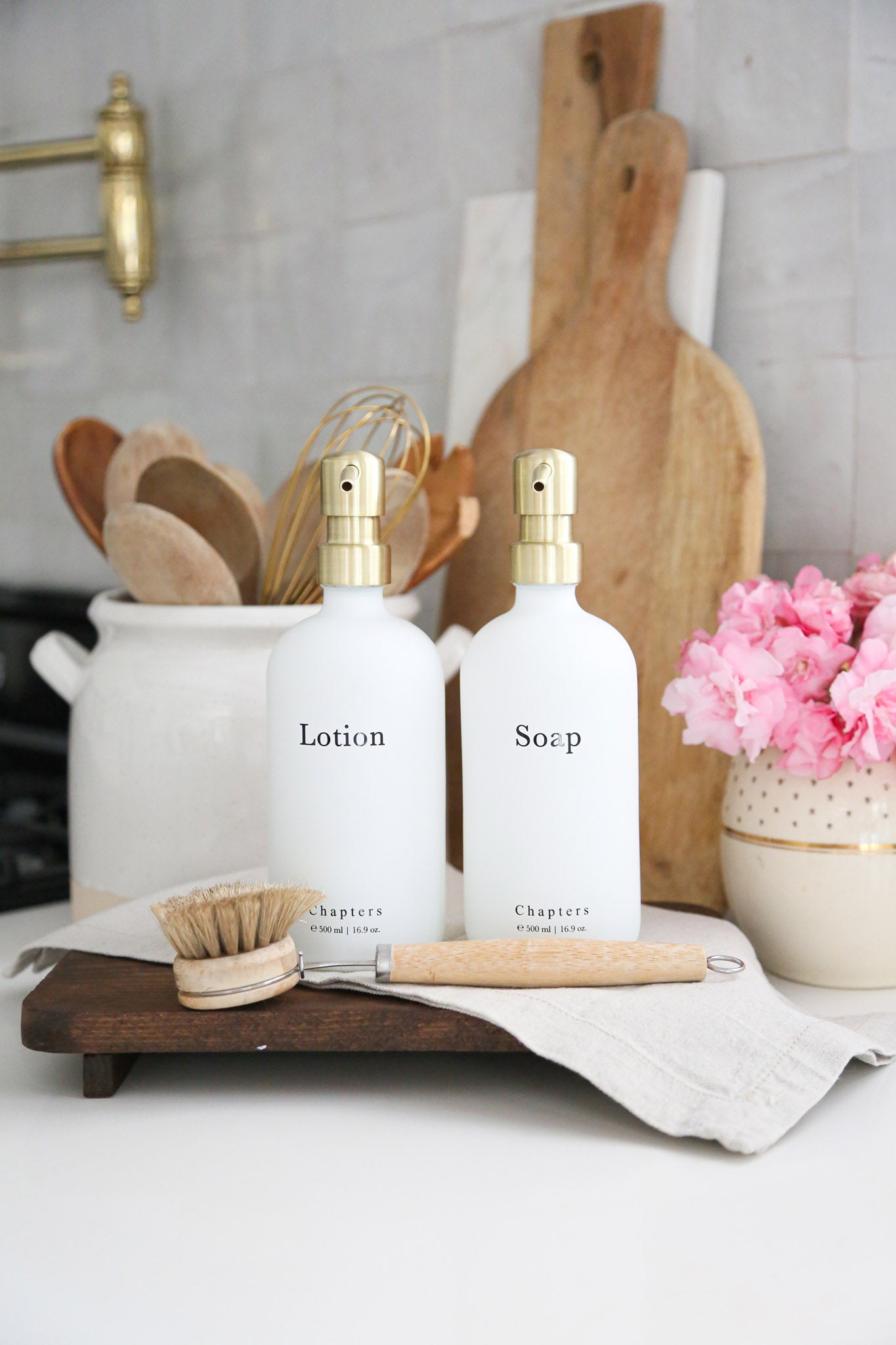 Cam Sıvı Sabunluk Seti, Soap & Lotion - Chapters